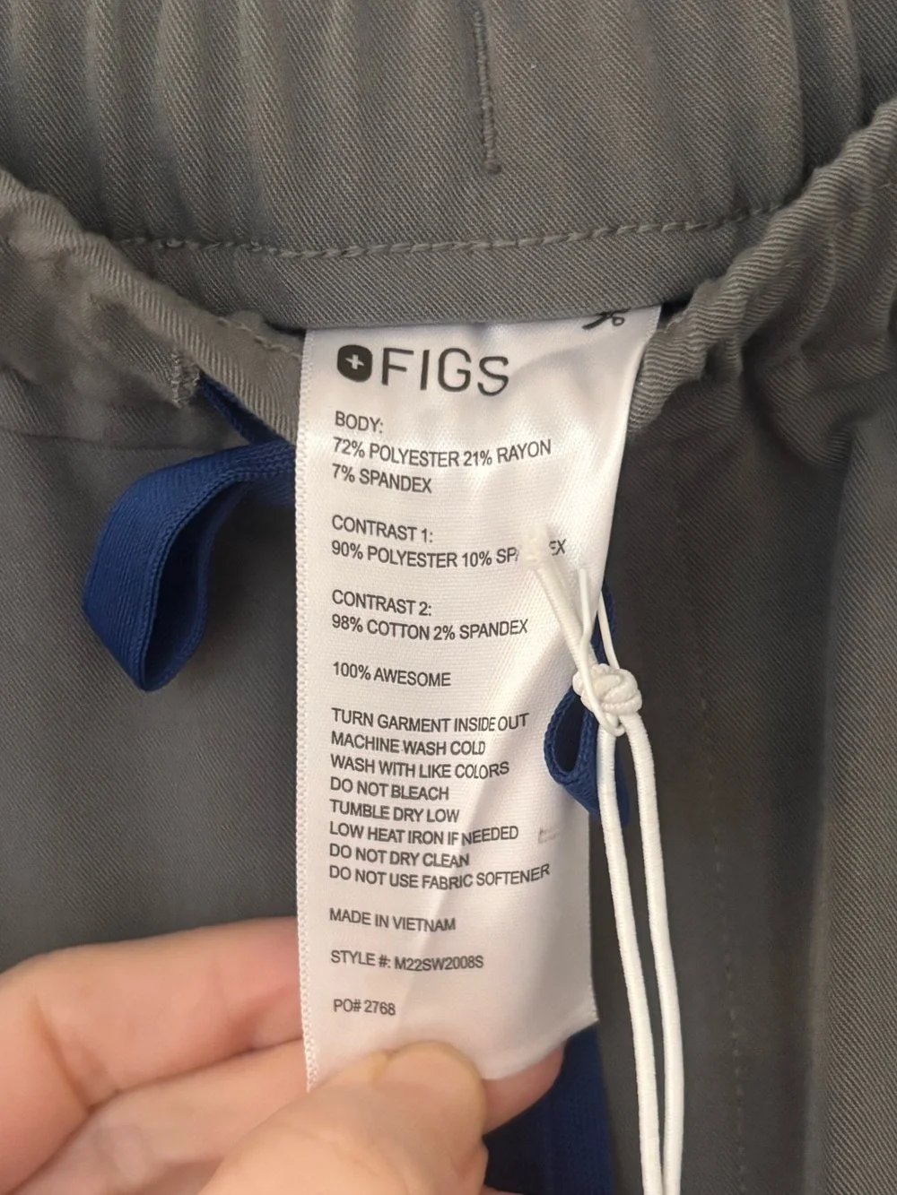 NWT FIGS Mens Classic Tansen Charcoal Cargo Joggers with Navy Drawstring - Short